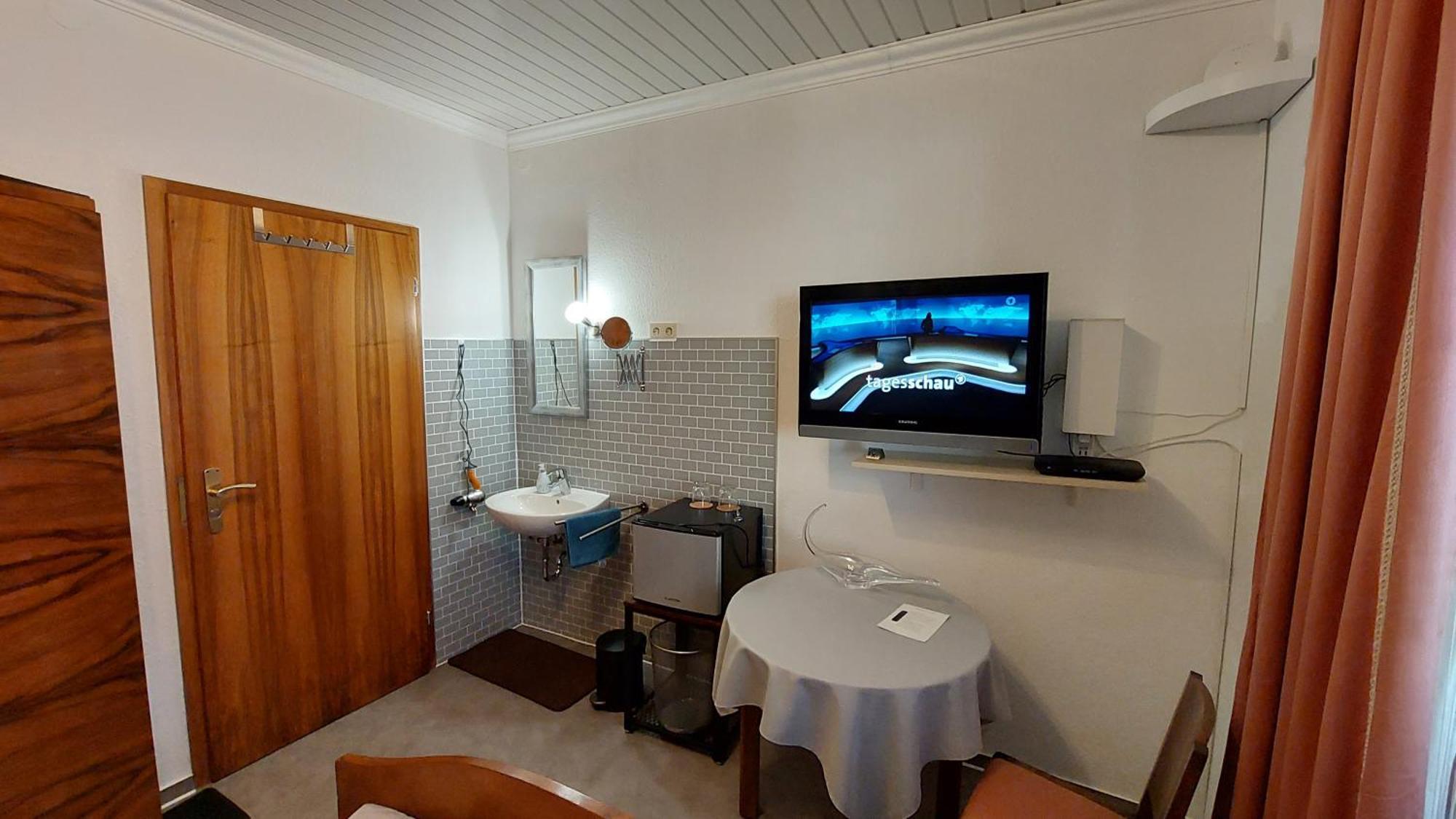 Fremdenzimmer Familie Foerster 빌린겐슈베닝겐 외부 사진